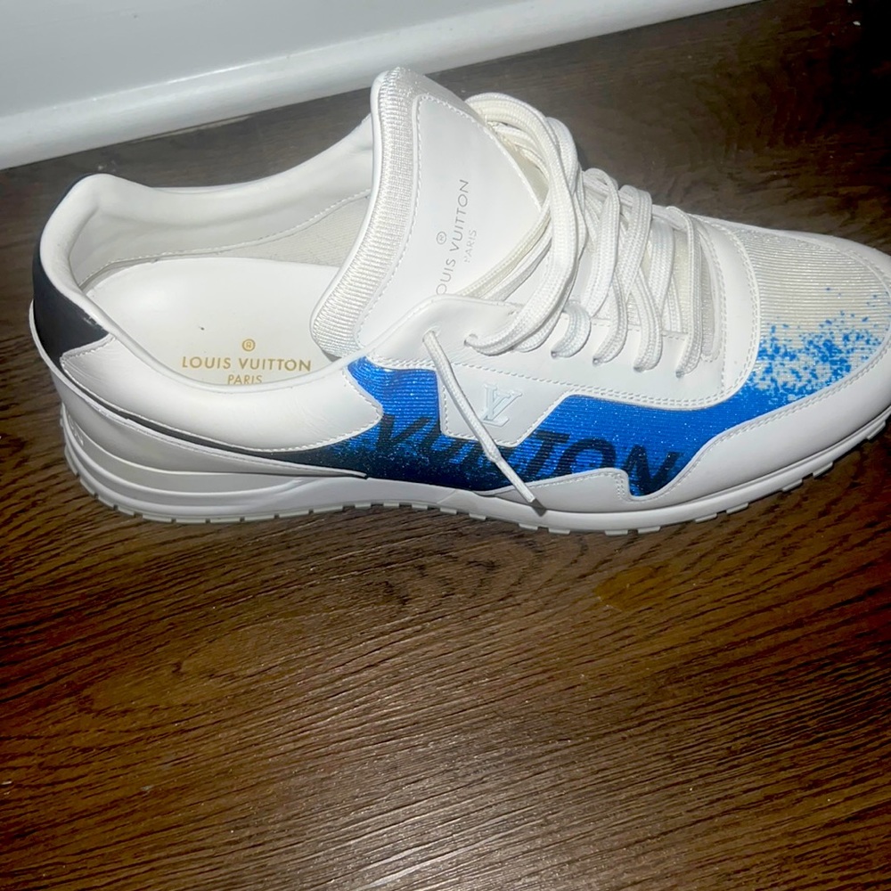 Louis Vuitton White/Ocean Blue Sneakers